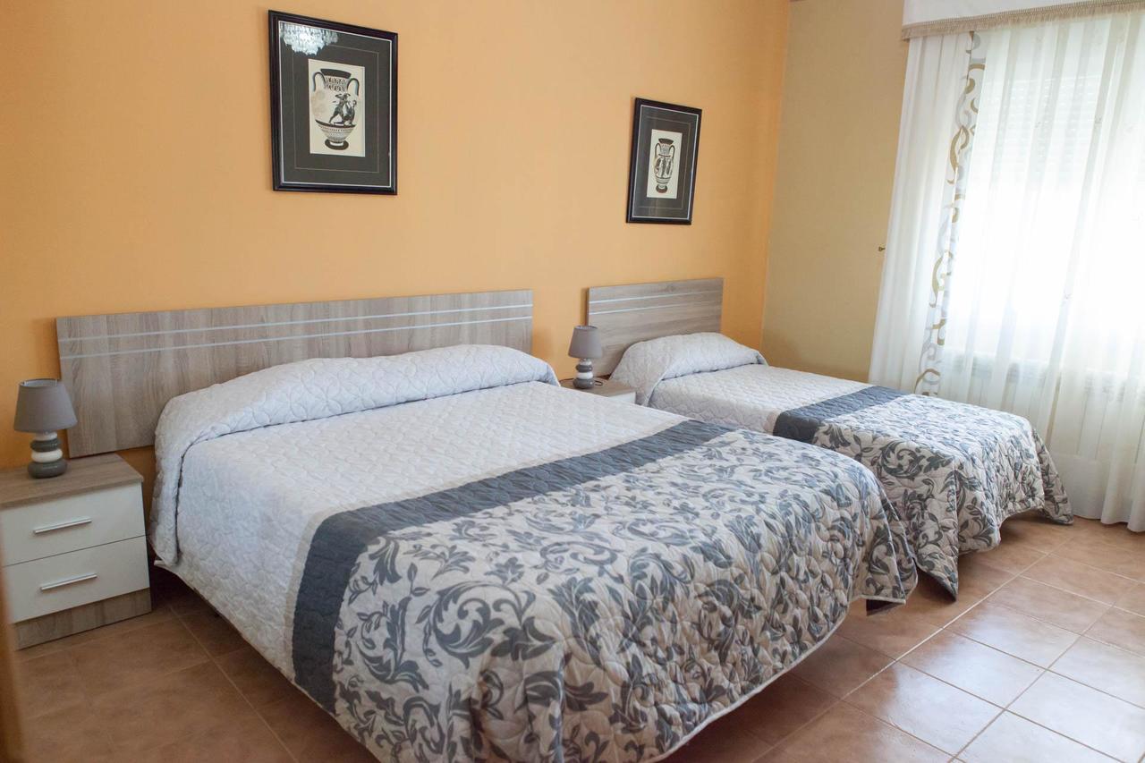 La Rosaleda De Orgaz Guest House Eksteriør bilde
