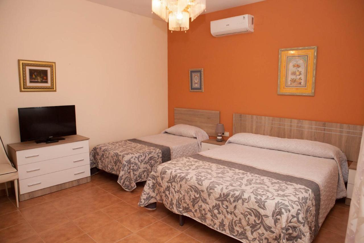 La Rosaleda De Orgaz Guest House Eksteriør bilde