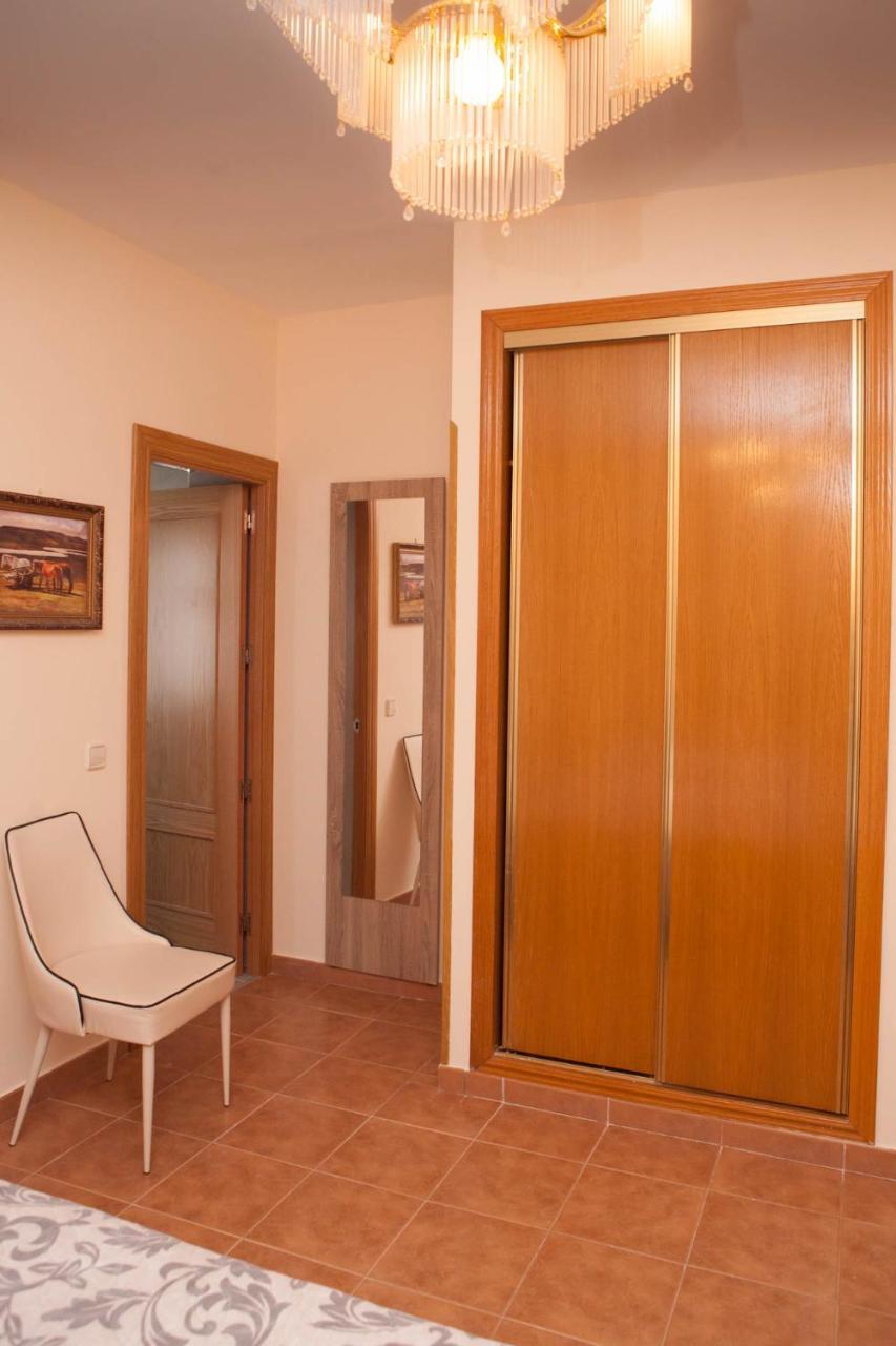 La Rosaleda De Orgaz Guest House Eksteriør bilde
