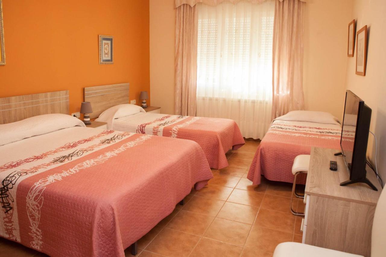 La Rosaleda De Orgaz Guest House Eksteriør bilde
